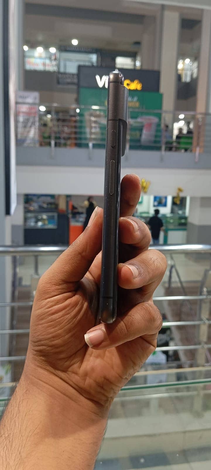Google Pixel 8 2