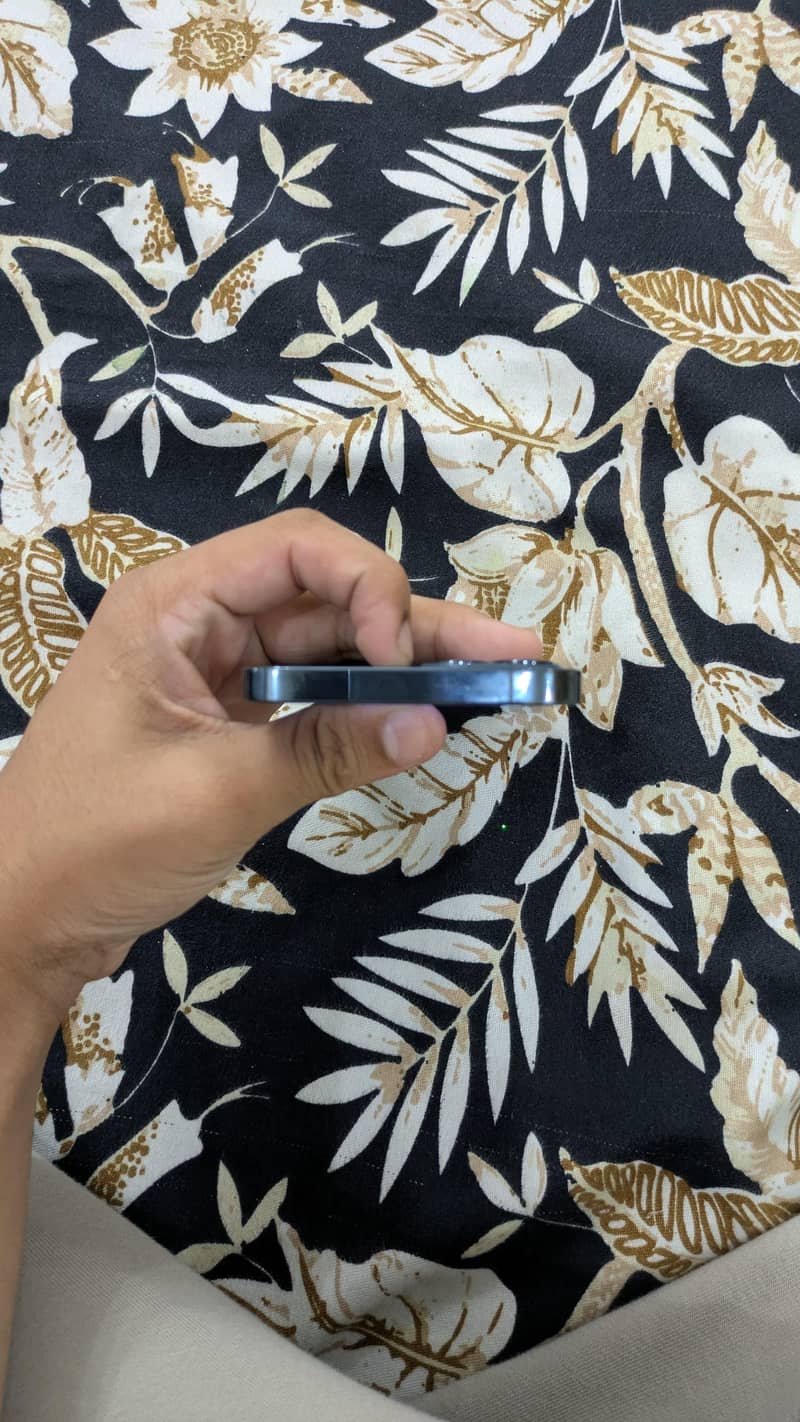 Apple iPhone 12 Pro 5
