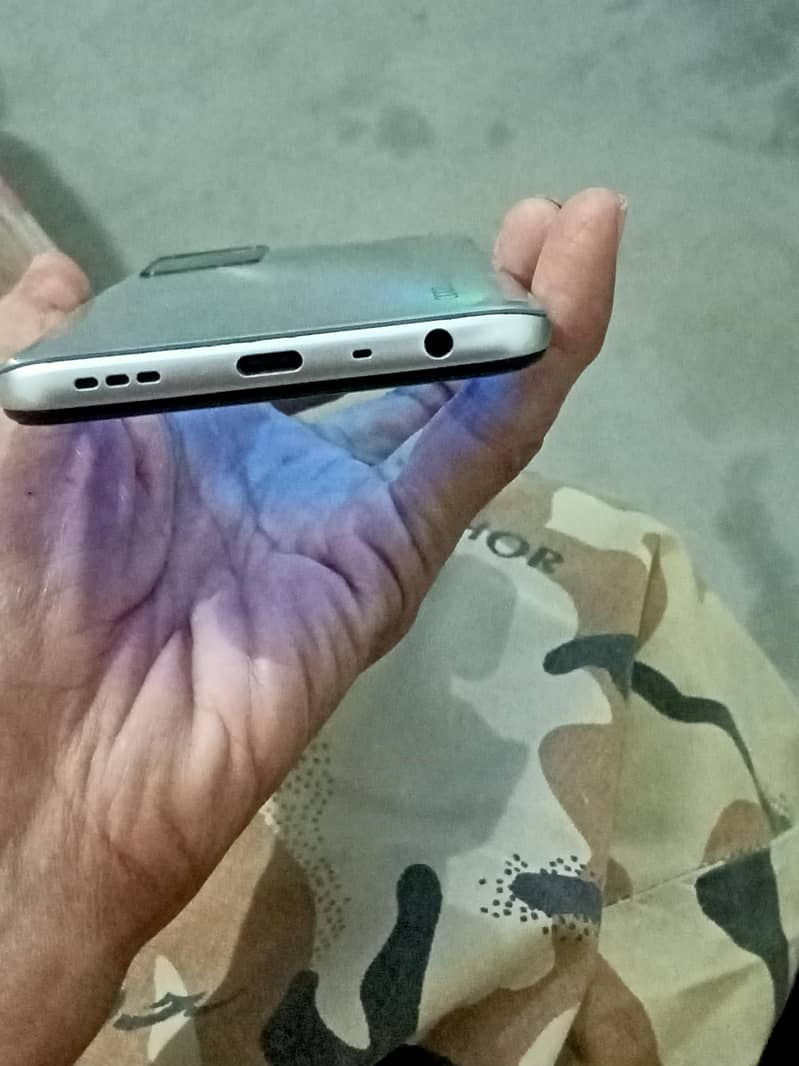 OPPO A16 0