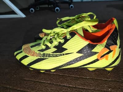 football shoes 7 number
