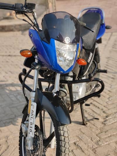Yamaha ybr 19 model