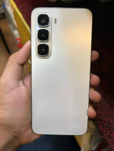 Infinix hot 60i  6/128
