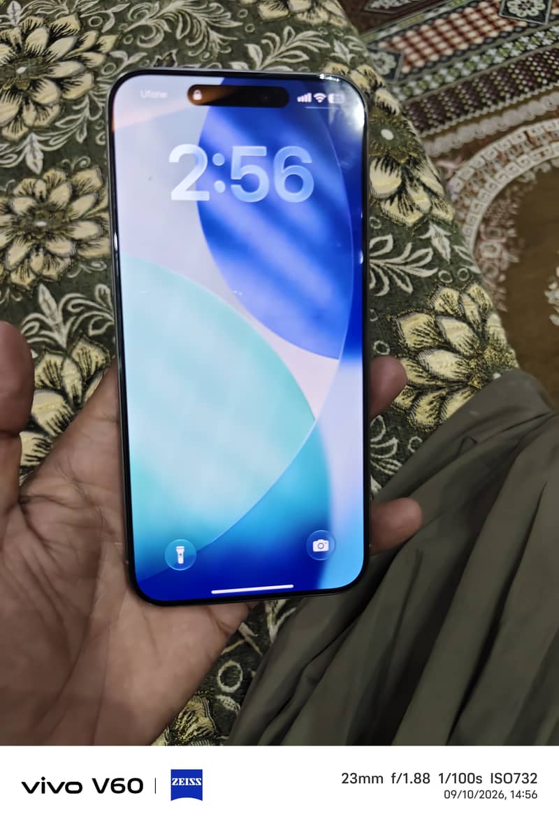 Apple iPhone 15 Pro Max 1