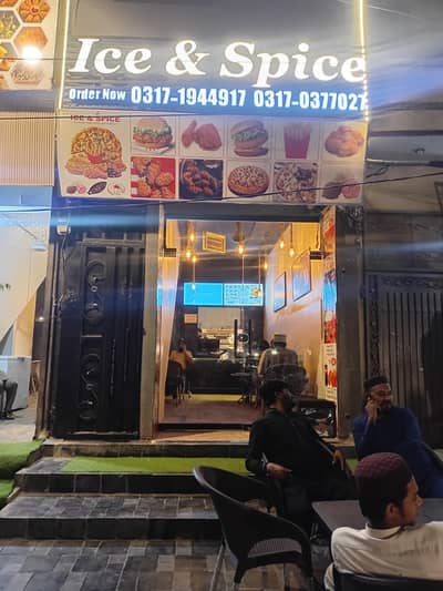 Family Restaurant Fast Food with Pizza