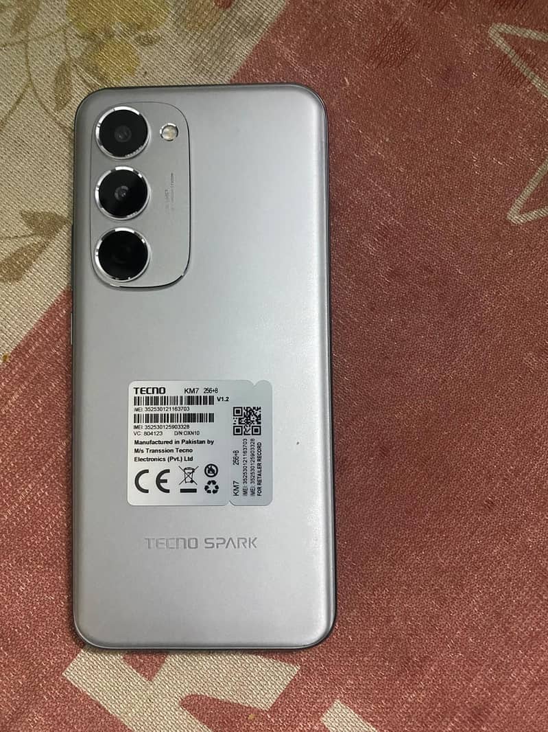 Tecno SPARK 40 Pro plus 1