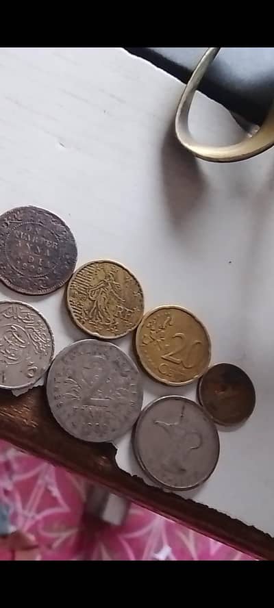 Purane sikkay 10pcs for sale location khanewal