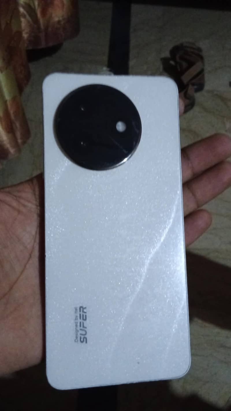 Itel S24 0