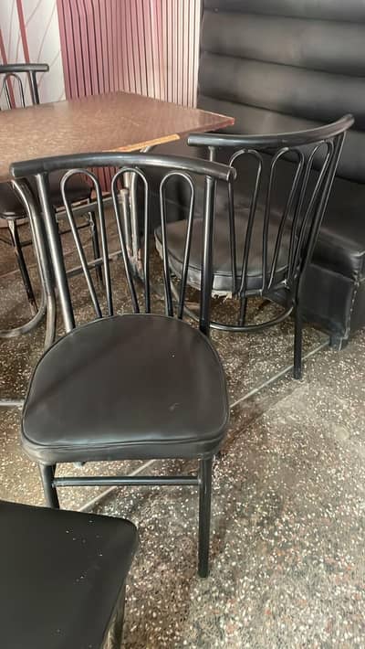table and chairs for resturants