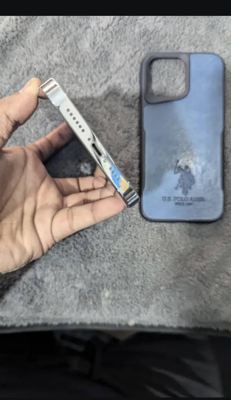 Apple iPhone 13 Pro Max 2