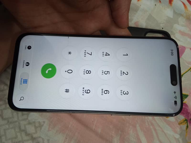 Apple iPhone 15 Pro Max 4