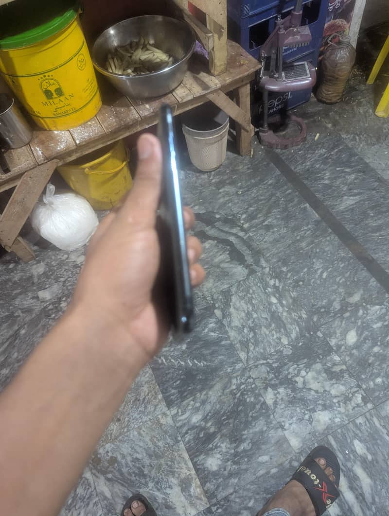 Apple iPhone 11 Pro Max 1