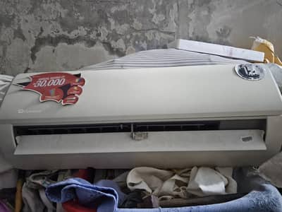 Dawlance Inverter one ton AC Inverter