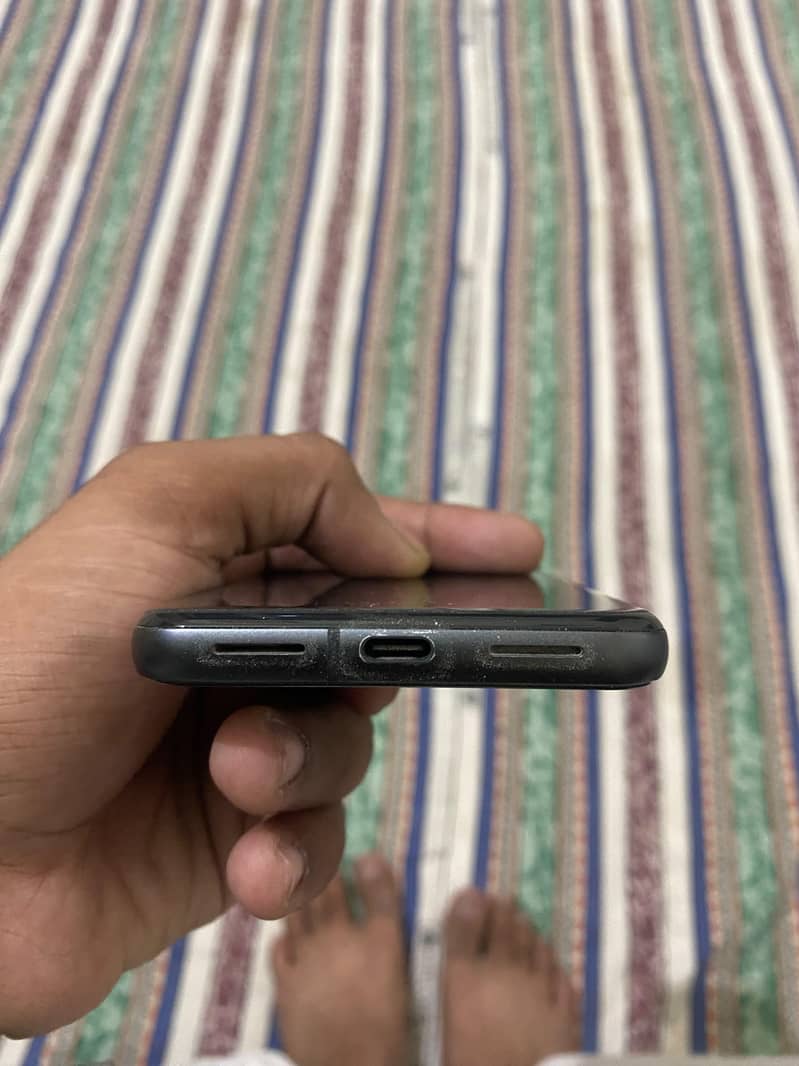 Google Pixel 8 3