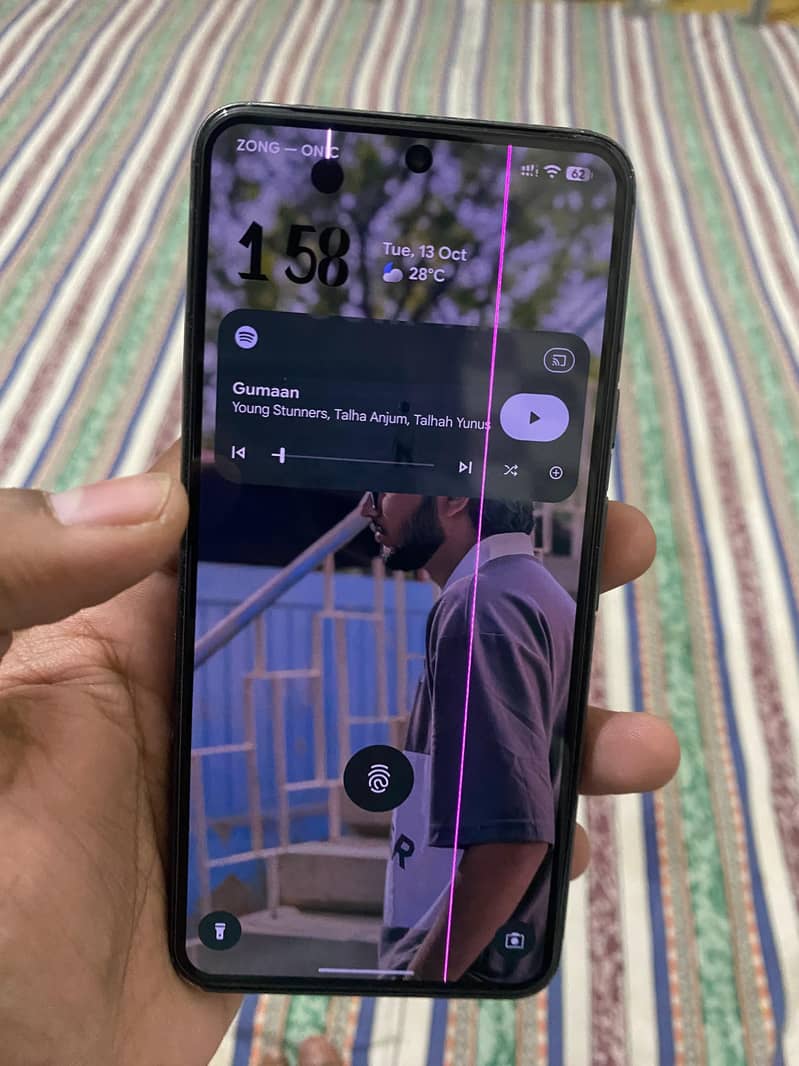 Google Pixel 8 4