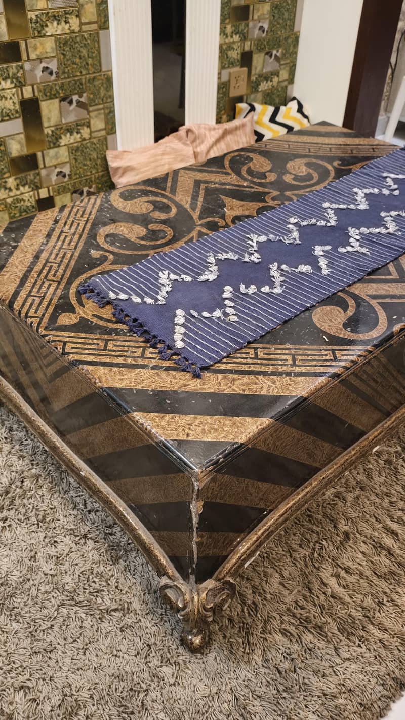 Middle table used 4