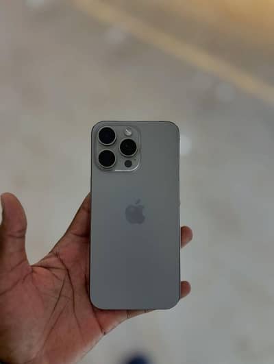 Apple iPhone 15 Pro