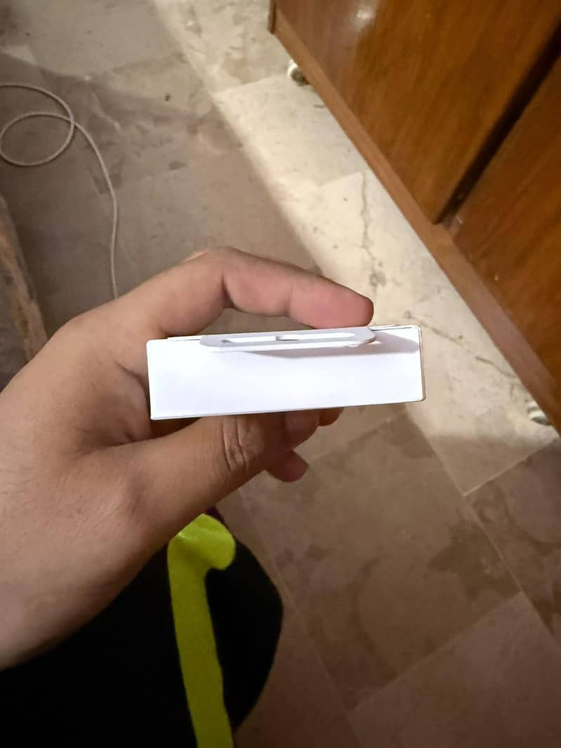 lightning to iphone 2
