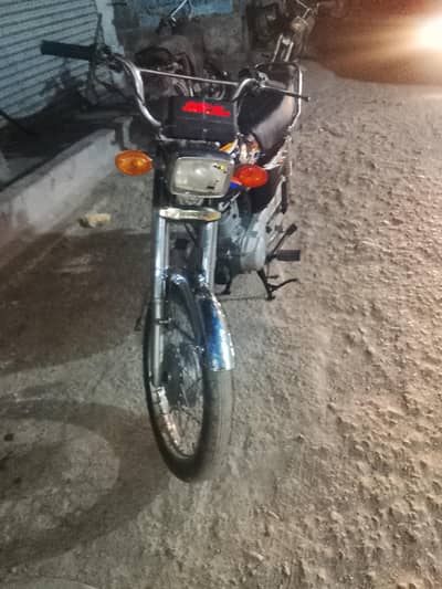 I am selling Honda cg 125 2018 model dadu number