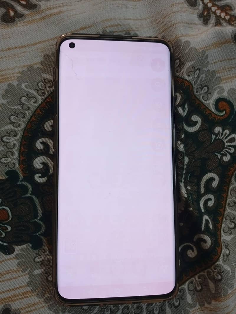 One Plus 10 Pro 4