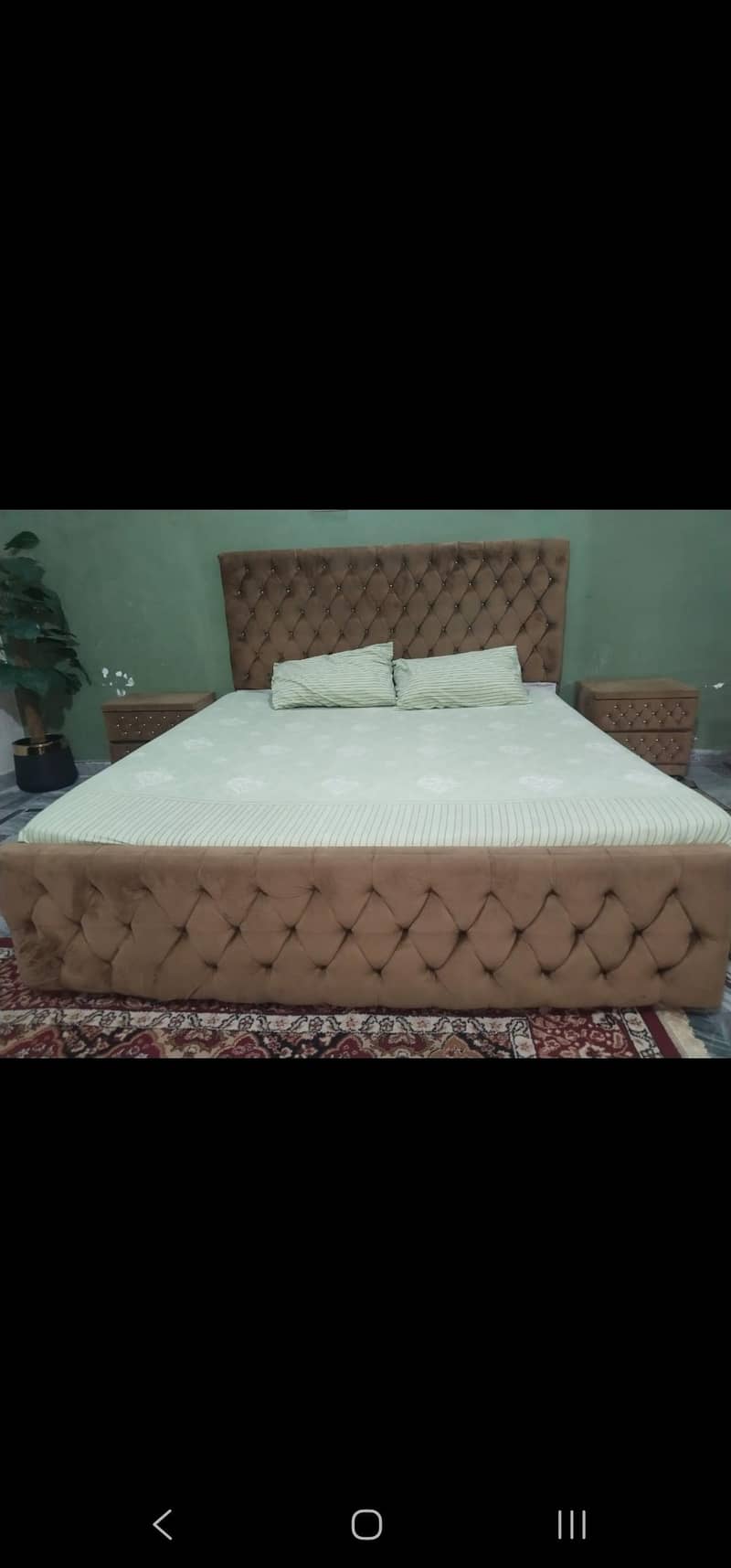 bed without mattras 0