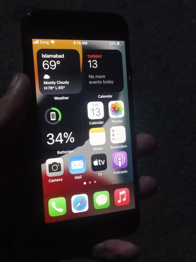 Apple iPhone 7 4