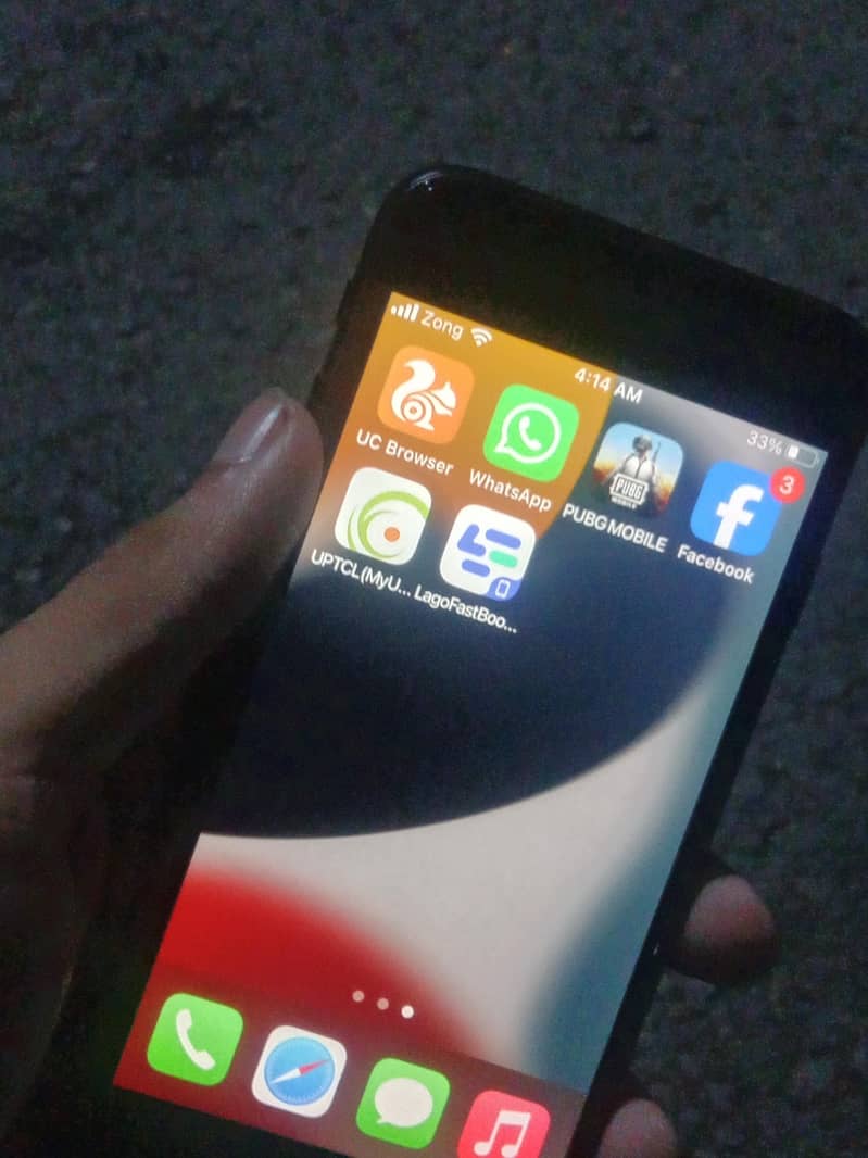Apple iPhone 7 7