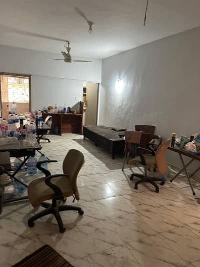 FULLY RENOVATED COMMERCIAL OFFICE 450 SQUARE FEET FOR RENT IDEAL LOCATION