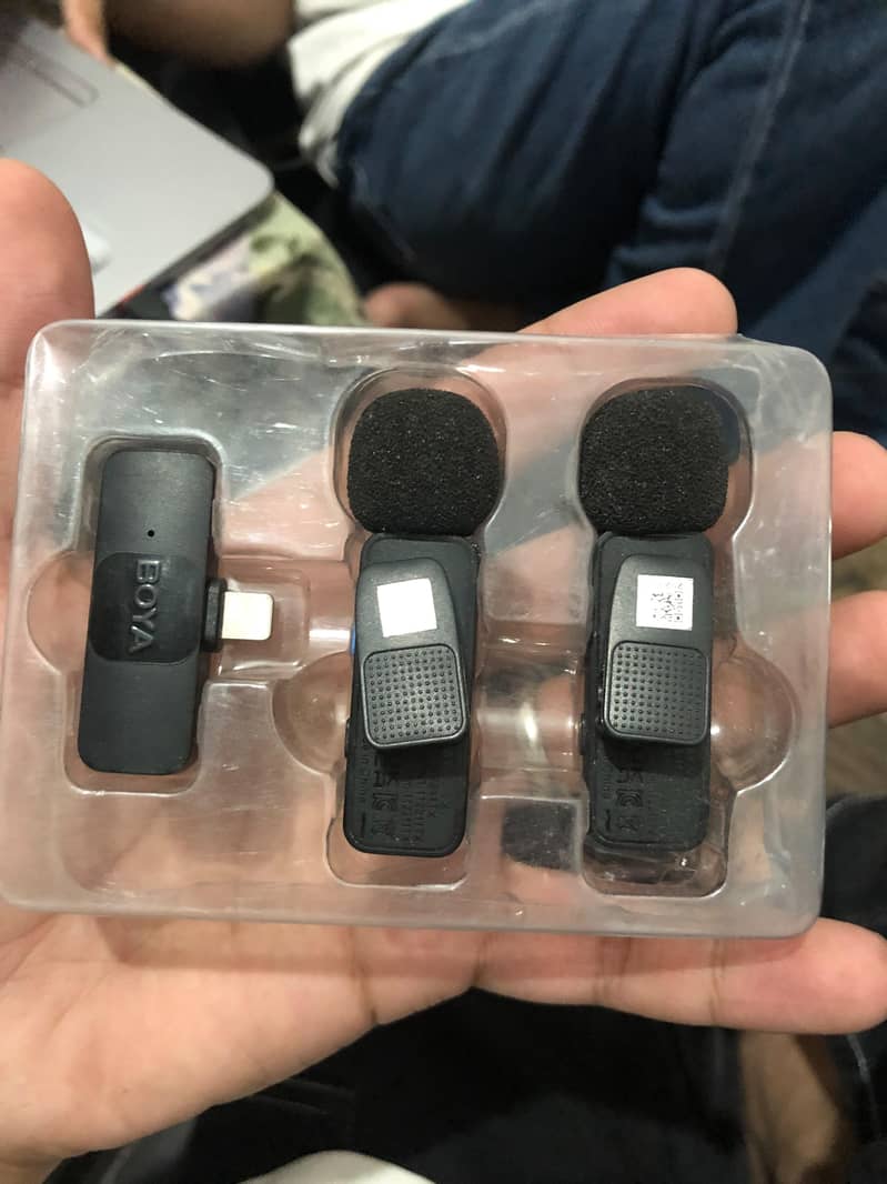 Boya wireless microphone 2