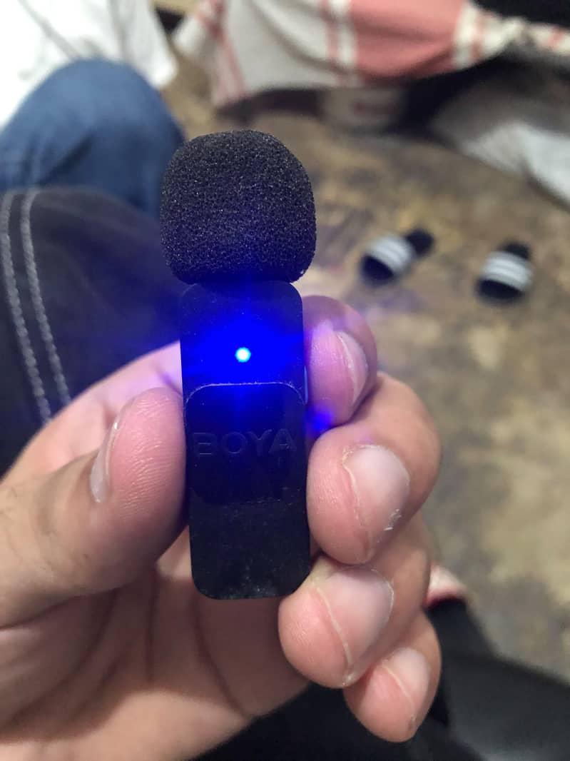 Boya wireless microphone 3