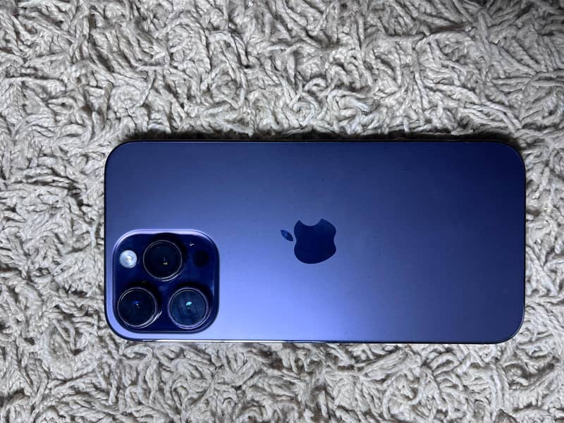 Apple iPhone 14 Pro Max 6