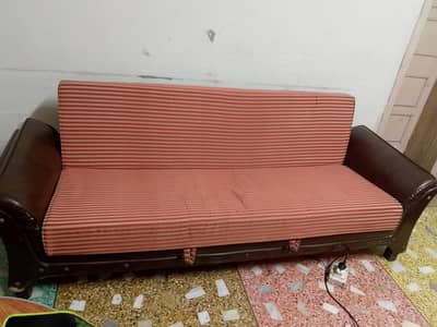 3 seater sofa come bed ( high quality)