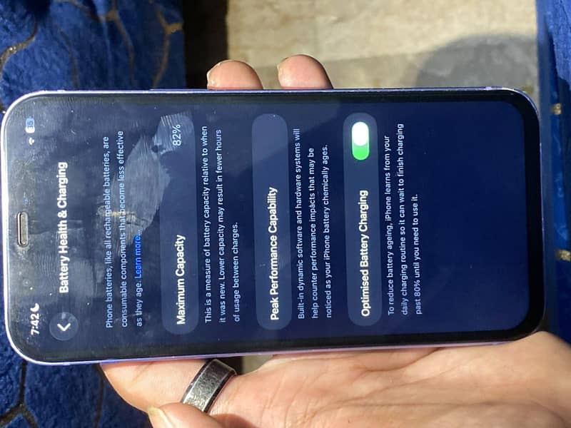 Apple iPhone 12 4