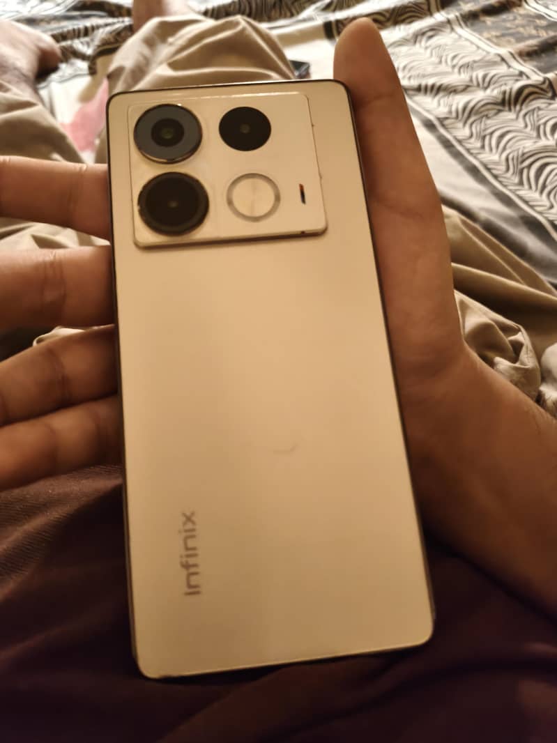 Infinix Note 40 Racing Edition 1