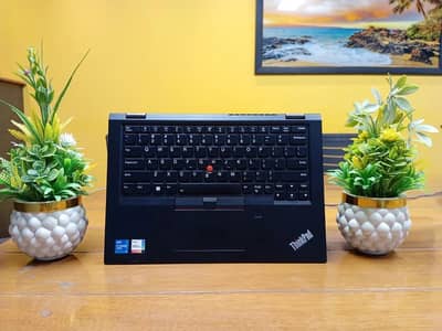 lenovo yoga core i5 11th gen in 10/10 condition