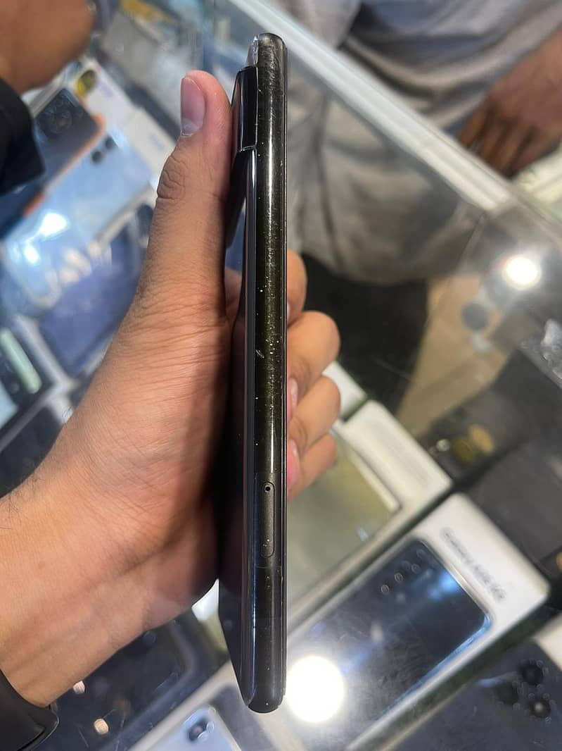 Google Pixel 6 4