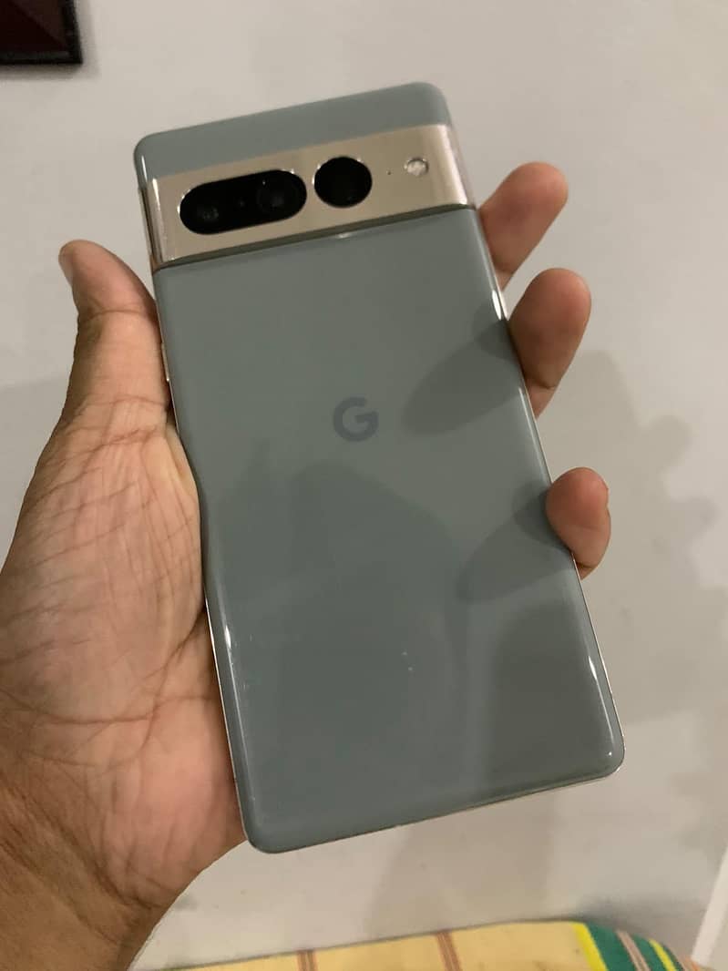 Google Pixel 7 Pro 4