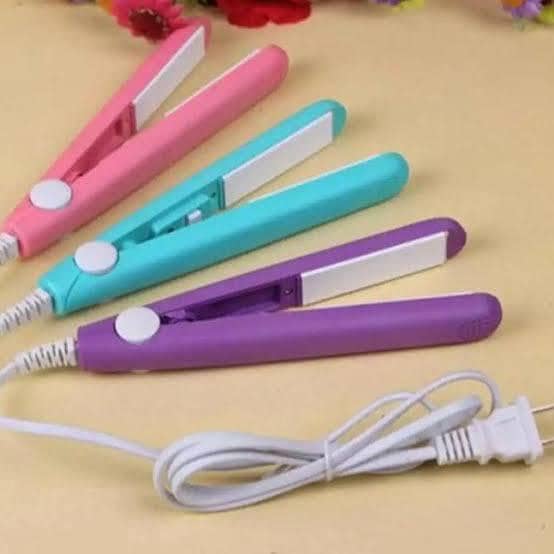 Mini Hair Straightener, Portable Ceramic Plate Flat Iron | Travel & Pocket Size Hair Styling Tool for Girls, Lightweight Hair Straightener, Straightener for College Girls, Quick Heat Hair Straightener, Affordable Mini Hair Straightener, Compact Flat Iron