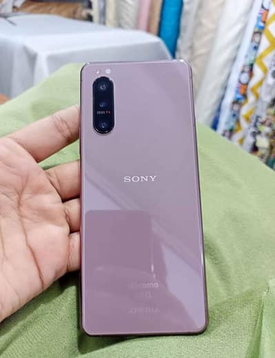 Sony Xperia 5 Mark 2 | 8GB / 128GB | Snapdragon 865 | 120Hz