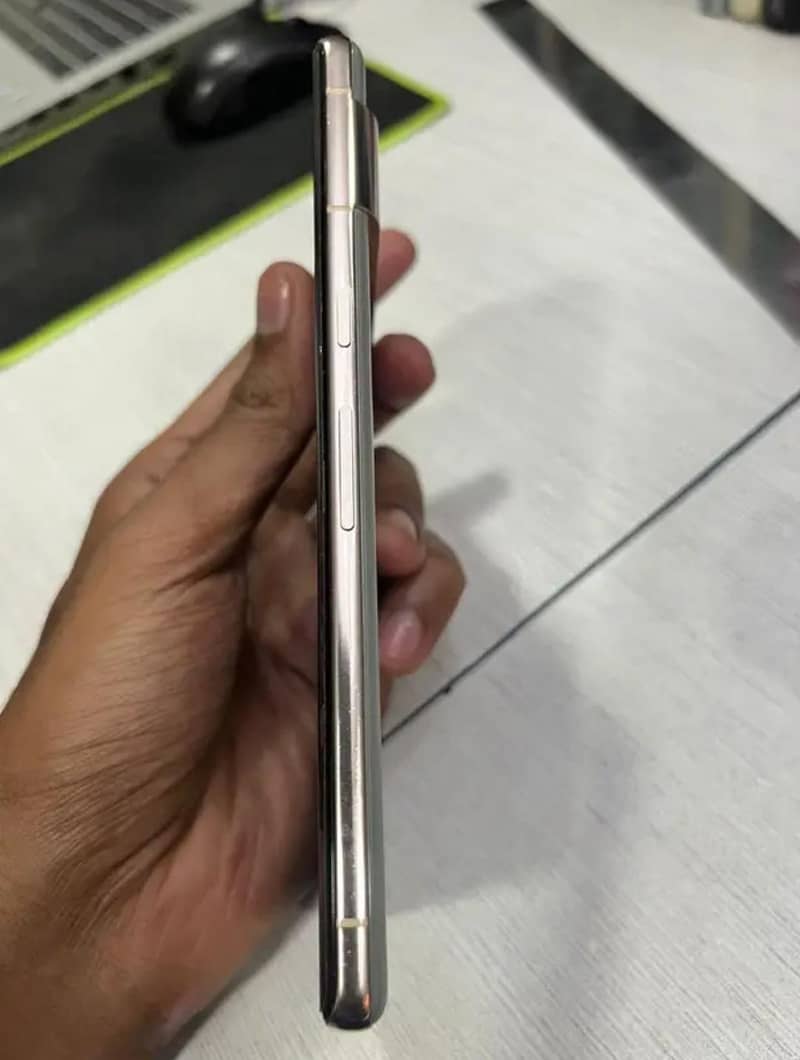 Google Pixel 7 Pro 2