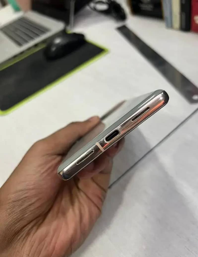 Google Pixel 7 Pro 4
