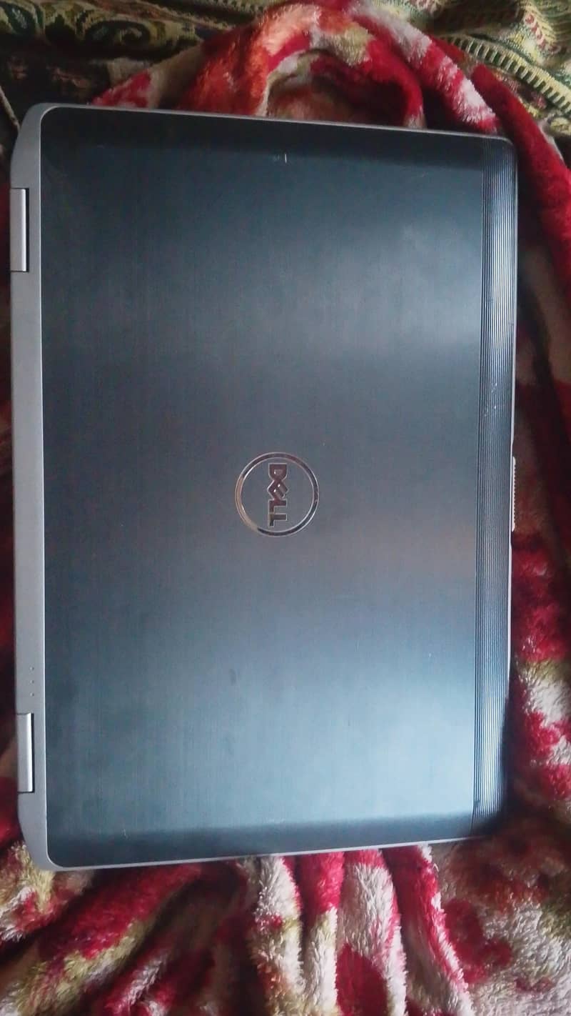 Dell latitude E6430 0