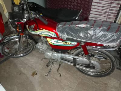 My Honda cd70 in a 10/10 condition Total All genuine 23 4 2024 model