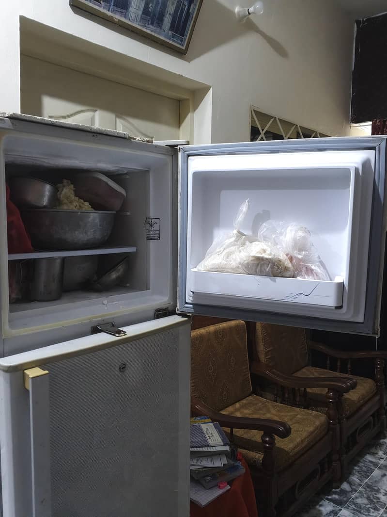 refrigerator 1
