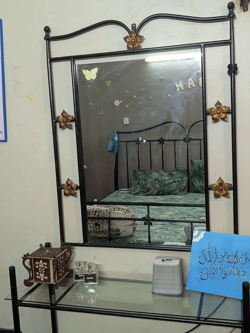 Iron Dressing table 0