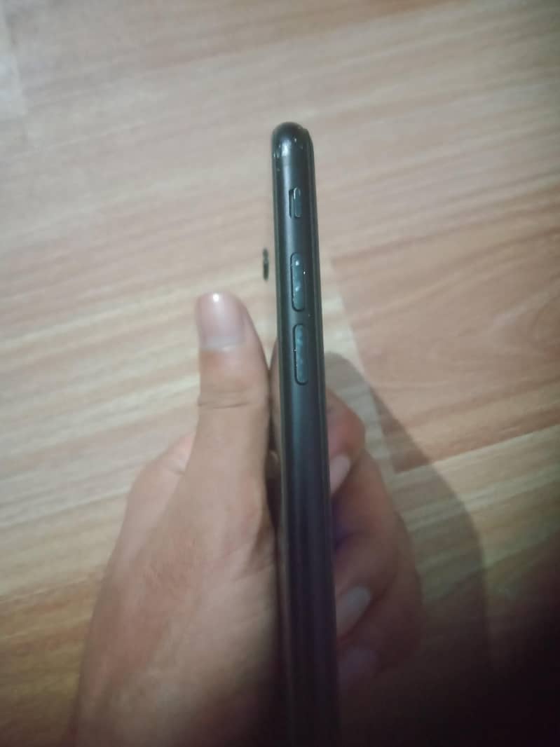 Apple iPhone SE 4