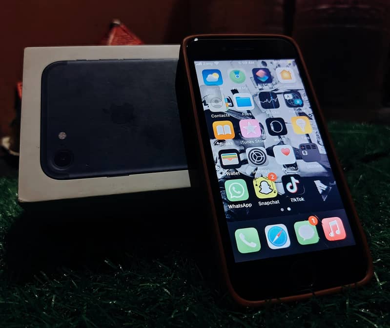 Apple iPhone 7 6