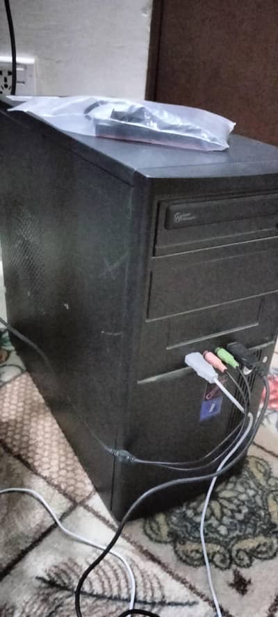 gamming pc  and working pc ( 100% in good condition)