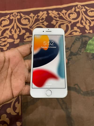 Apple iPhone 7