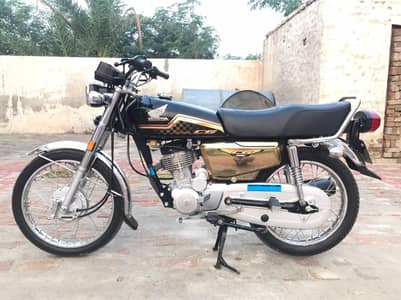 Honda CG 125s Gold Edition Self Start 2023/24 Lush