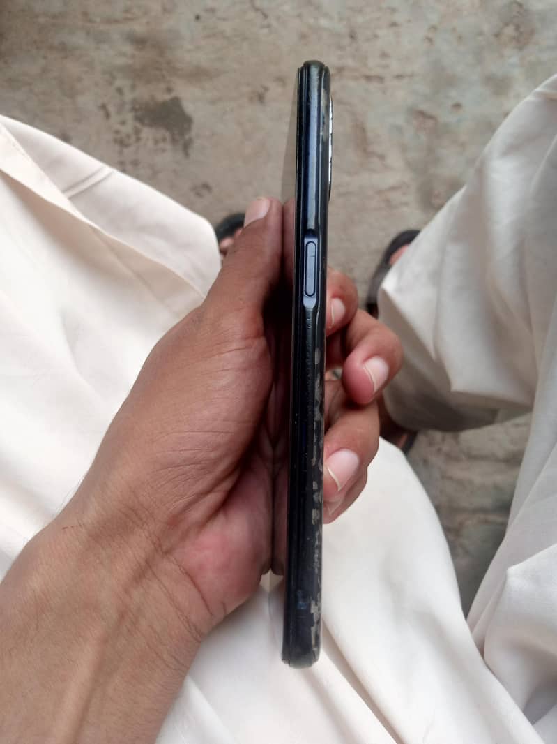OPPO A52 3